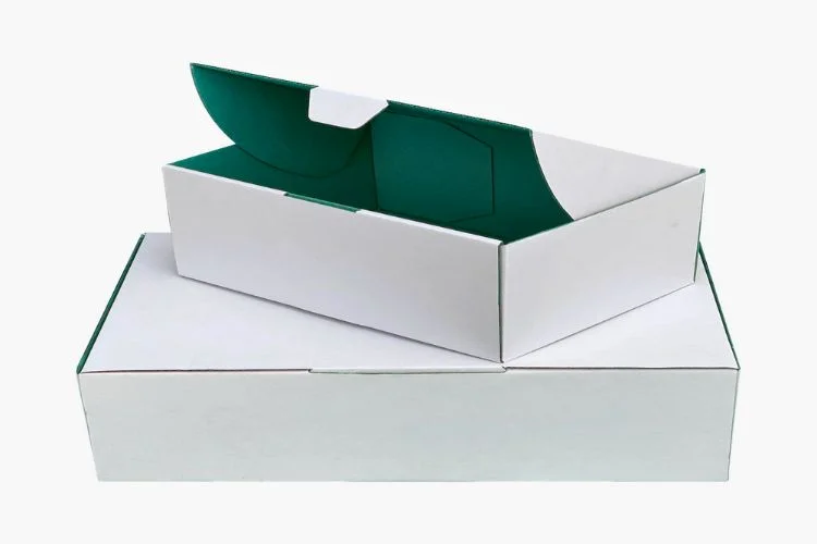 Custom Kraft White Boxes for Elegant Packaging